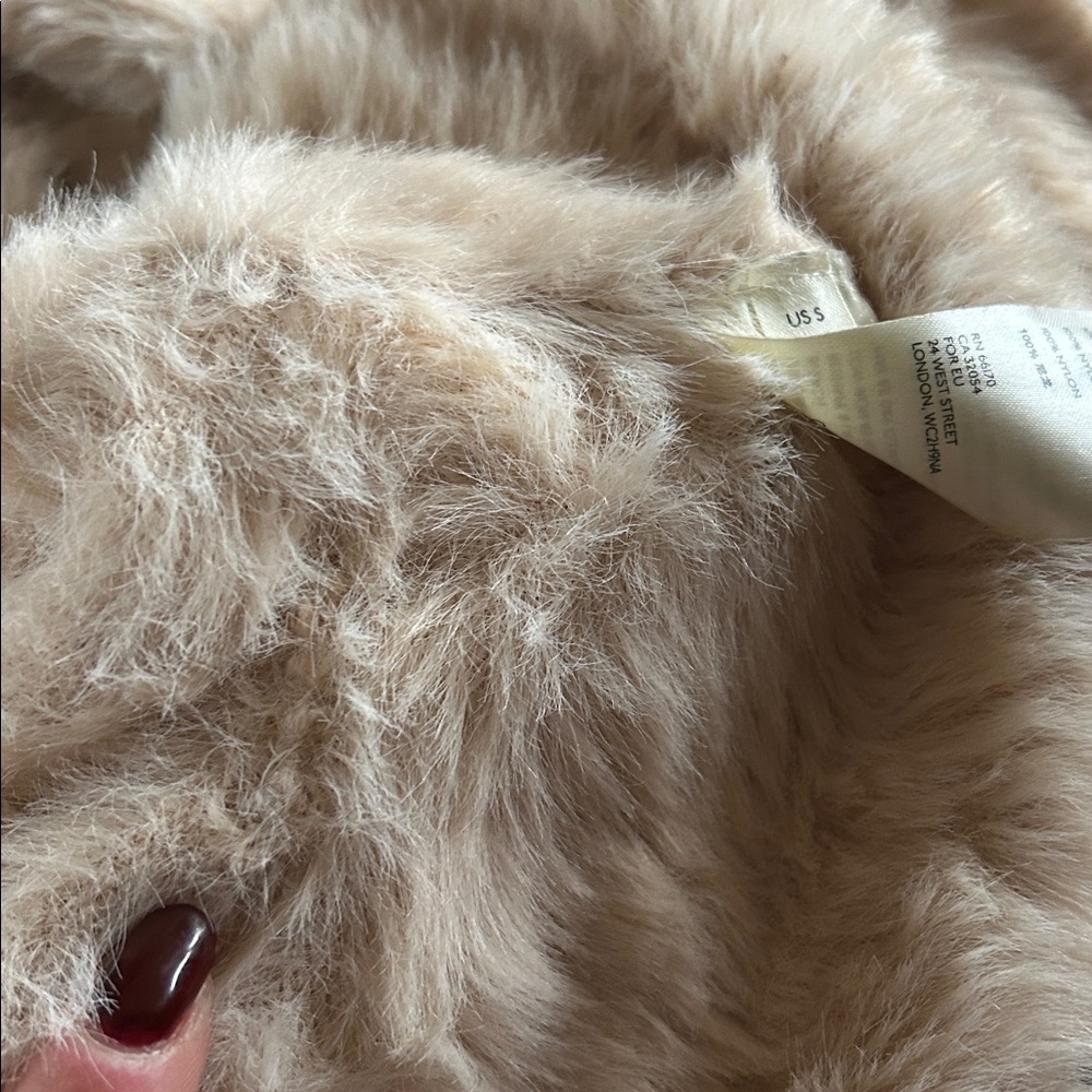 Free People Cream Soft Faux Fur Cardigan Oversized Small - Picture 15 of 15